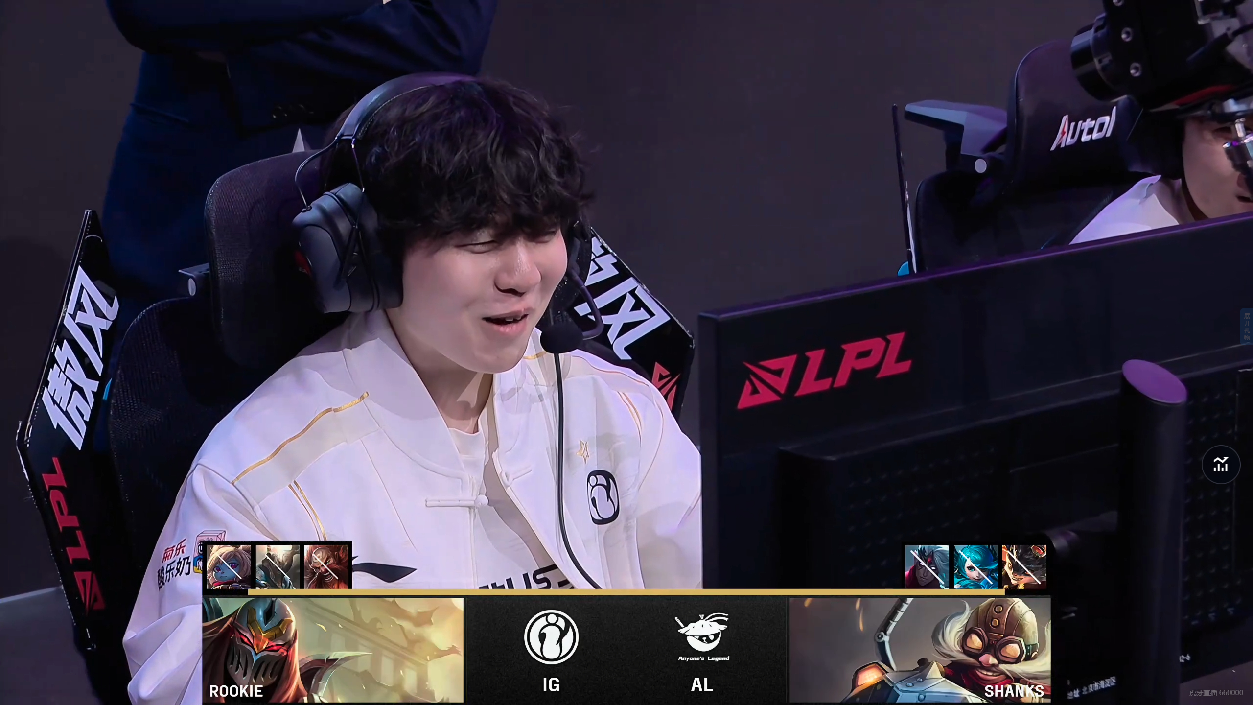 九游娱乐- Rookie重要时刻重返赛场，快船带队取胜！观众掌声雷动