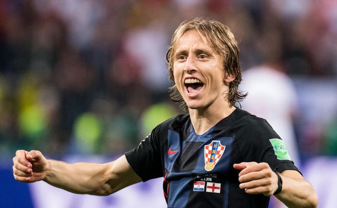 九游-包含皇家马德里篮球队训练开放日，转会期复出首秀引观众欢呼，世预赛在即，医务组通报恢复的词条