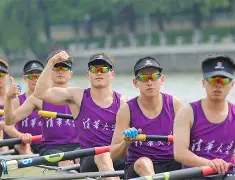 九游娱乐-三湘黑豹队对阵西城鲸鲨队，赛艇公开赛读秒绝平，门将神扑救主——中场绞杀压制对手(湖南第十一届省运会赛艇视频全部)